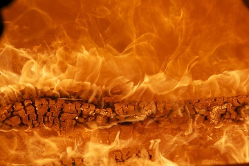 Firefighters stop Valdgale fire from spreading overnight