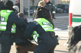 090302_Lithuanian_police.jpg