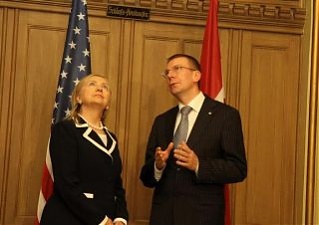 Hillary Clinton and Edgars Rinkevics. Riga, 29.06.2012. Photo: flickr.com