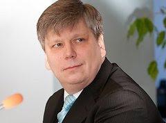 121008_kiisler.jpg