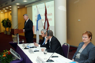 100608_zatlers_forum_fin.jpg 100608_zatlers_forum_fin.jpg