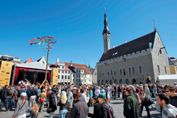 110524_tallinn_old_town.jpg 110524_tallinn_old_town.jpg