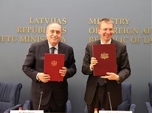 Milan Rocen and Edgars Rinkevics. Riga, 31.05.2012. Photo: flickr.com
