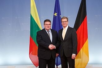 Linas Linkevičius and Guido Westerwelle. Berlin, 11.06.2013. PhotoL urm.lt