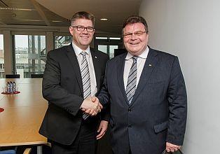 Gunnar Brag Sveinsson and Linas Linkevicius. Brussels, 14.06.2013. Photo: urm.lt Gunnar Brag Sveinsson and Linas Linkevicius. Brussels, 14.06.2013. Photo: urm.lt