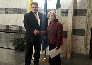 Linas Linkevicius and Emma Bonino. Vatican, 16.01.2014. Photo: urm.lt