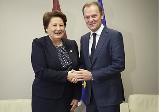 Laimdota Straujuma and Donald Tusk. Brussels, 12.02.2015. Photo: flickr.com