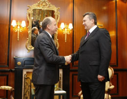 Andrius Kubilius and Viktor Yanukovych. Vilnius, 14.10.2010.
