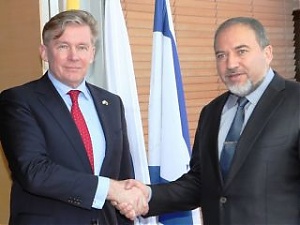 Audronius Azubalis and Avigdor Liberman. Jerusalem, 6.03.2012. Photo: urm.lt Audronius Azubalis and Avigdor Liberman. Jerusalem, 6.03.2012. Photo: urm.lt