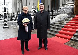 Dalia Grybauskaite and Petro Poroshenko. Kyiv, 24.11.2014. Photo: lrp.lt Dalia Grybauskaite and Petro Poroshenko. Kyiv, 24.11.2014. Photo: lrp.lt
