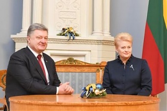 Petro Poroshenko and Dalia Grybauskaite. Vilnius, 2.12.2015. Photo: lrp.lt