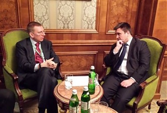 Edgars Rinkevics and Pavlo Klimkin. Kiev, 15.04.2016. Photo: flickr.com Edgars Rinkevics and Pavlo Klimkin. Kiev, 15.04.2016. Photo: flickr.com