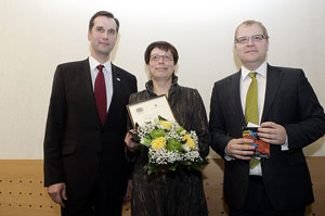 Maris Riekstins (Foreign Minister of Latvia), Maima Grinberga and Urmas Paet. 
