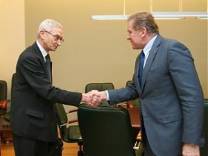 110118_egu_azub.jpg