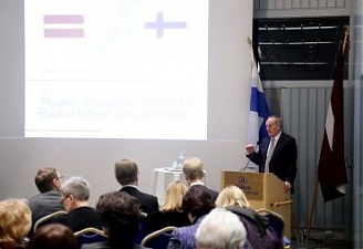 Andris Berzins at a roundtable discussion on prospects of cooperation in the field of education between Latvia and Finland. Helsinki, 30.01.2015. Photo: preisdent.lv