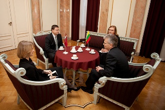 At the meeting of Valdis Dombrovskis and Ričardas Degutis. Riga, 6.12.2011. Photo: flickr.com 