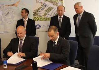 Cooperation agreement on LNG signed in Klaipeda. Photo: portofklaipeda.lt