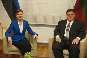 Keit Pentus-Rosimannus and Linas Linkevicius. Vilnius, 22.04.2015. Photo: flickr.com Keit Pentus-Rosimannus and Linas Linkevicius. Vilnius, 22.04.2015. Photo: flickr.com