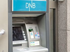 150806_dnb_bankomat.jpg