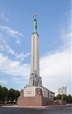 160427_freedom_monument.JPG