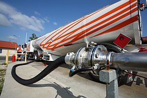 120810_gulfstream_oil.jpg 120810_gulfstream_oil.jpg