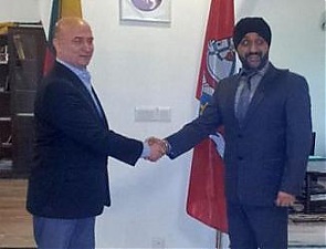 Indian – Baltic Chamber of Commerce President Gediminas Citukas and India Buying Consultants, Director Jitendra Sodhi. Photo: IBCC