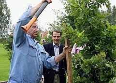 Ilves made an unofficial visit to Poland