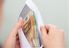 Latvian FinMin: steep rise of minimum wage can fuel shadow economy Latvian FinMin: steep rise of minimum wage can fuel shadow economy