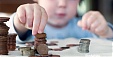 Lithuanian parliament votes to increase 'child's money' in January Lithuanian parliament votes to increase 'child's money' in January