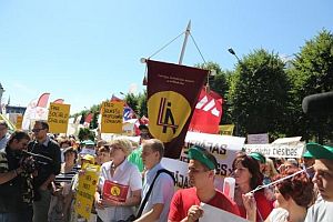 130620_profs_miting_riga.JPG