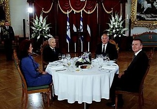 Solvita Aboltina, Shimon Peres, Andris Berzins and Edgars Rinkevics. Riga, 29.07.2013. Photo: president.lv