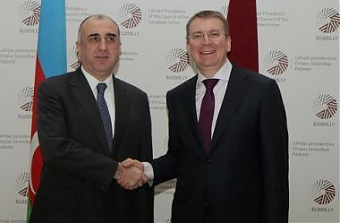 Elmar Mammadyarov and Edgars Rinkevics. Riga, 15.04.015. Photo: flickr.com