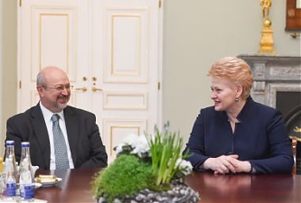 Lamberto Zannier and Dalia Grybauskaite. Vilnius, 20.04.2015. Photo: lrp.lt