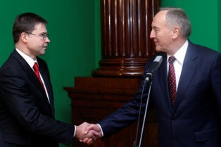 Valdis Dombrovskis and Andris Berzins. Riga, 30.11.2011. Photo: president.lv 