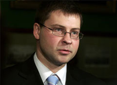 Valdis Dombrovskis. Valdis Dombrovskis.