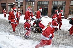 "Santas Fun Run" through Old Riga attracts 300 participants "Santas Fun Run" through Old Riga attracts 300 participants