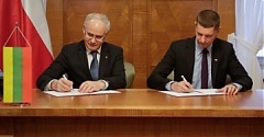Lithuanian, Polish educmins agree to step up cooperation on textbook production Lithuanian, Polish educmins agree to step up cooperation on textbook production