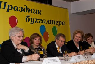 120201_buhg_prazdn_lv.jpg