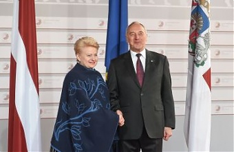 Даля Грибаускайте и президент Латвии Андрис Берзиньш. Рига, 21.05.2015. Фото: lrp.lt