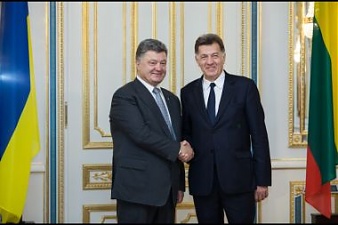 Петр Порошенко и Альгирдас Буткявичюс. Киев, 28.08.2015. Фото: president.gov.ua