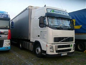 171016_lit_truck.jpg
