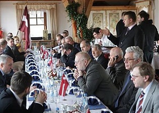 100412_par_labu_latviju.jpg