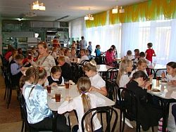 121211_shkol_stolovaja.JPG