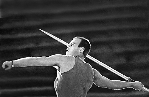 Янис Лусис — олимпийский чемпион.