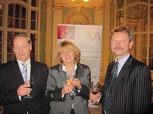 Василий  и Светлана Банковские, Эрнест Блажевич на вручении компании Biosan приза “Лучший экспортер Латвии 2010”.