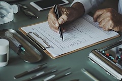 Латвийский Минздрав не разработал критерии госоплаты медицинских услуг Латвийский Минздрав не разработал критерии госоплаты медицинских услуг