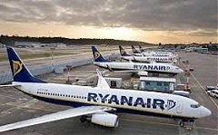 Ryanair реагирует на забастовки работников закрытием авиабаз Ryanair реагирует на забастовки работников закрытием авиабаз