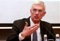 Латвийский премьер считает заявление о попытке Латвии обойти литовский бойкот БелАЭС недоразумением Латвийский премьер считает заявление о попытке Латвии обойти литовский бойкот БелАЭС недоразумением