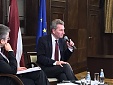 Еврокомиссар Эттингер послал Rail Baltica в Копенгаген Еврокомиссар Эттингер послал Rail Baltica в Копенгаген