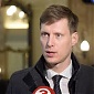 Министр экономики продолжает настаивать на причастности сотрудников ЛАИР к мошенничеству Министр экономики продолжает настаивать на причастности сотрудников ЛАИР к мошенничеству